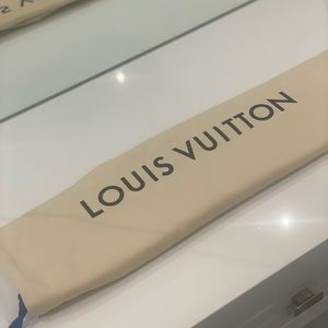 XL Authentic Louis Vuitton Dust Bag